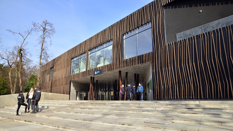 Orientarium w Łodzi - wejście do budynku